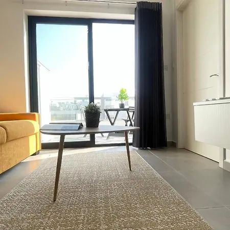 Dainty ,penthouse 16 Appartement *